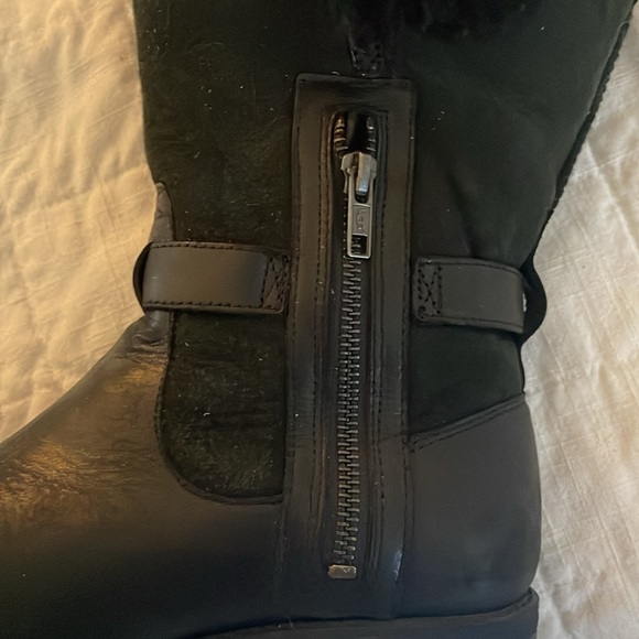 Ugg Pernille boot EUC hard to find black:Make offer! - Picture 11 of 12